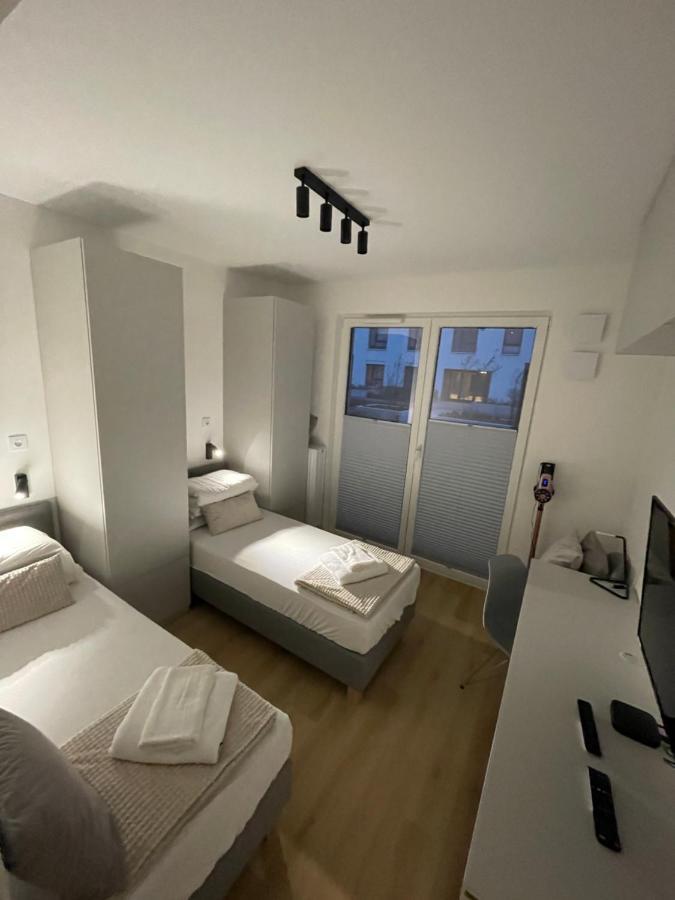 Apartament 4 Bed 2 Room Warsaw Varsóvia Exterior foto
