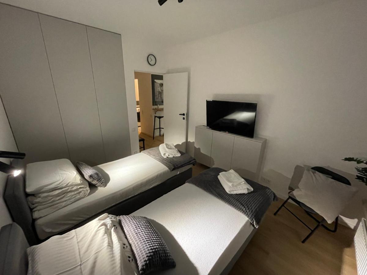 Apartament 4 Bed 2 Room Warsaw Varsóvia Exterior foto